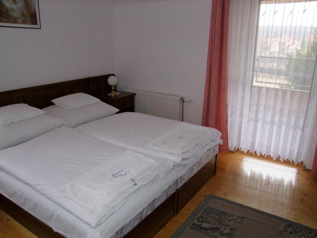 Rajna Apartmanhaz Bogács Zimmer foto
